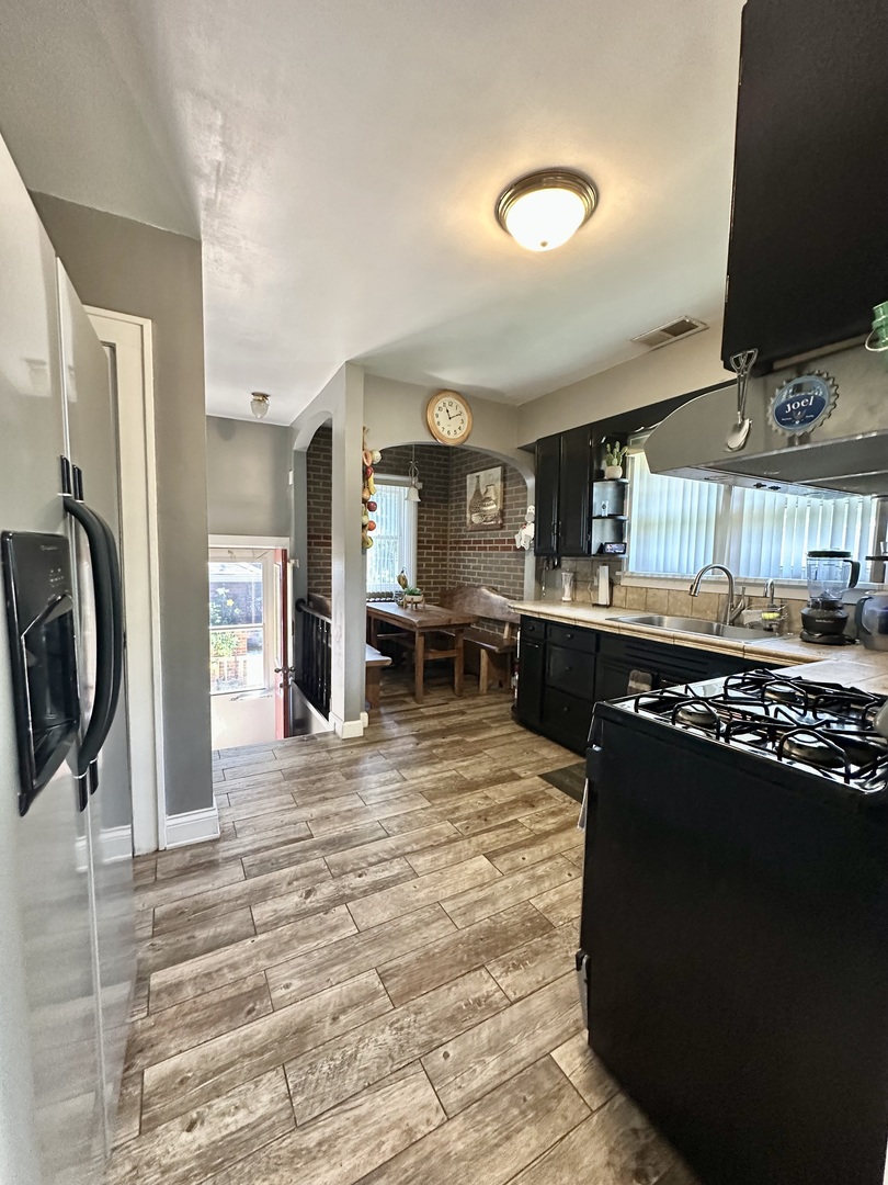 85 WILCOX Avenue