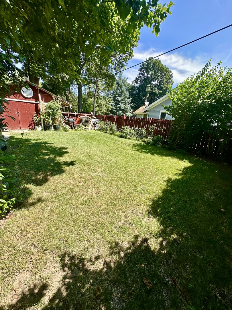 85 WILCOX Avenue