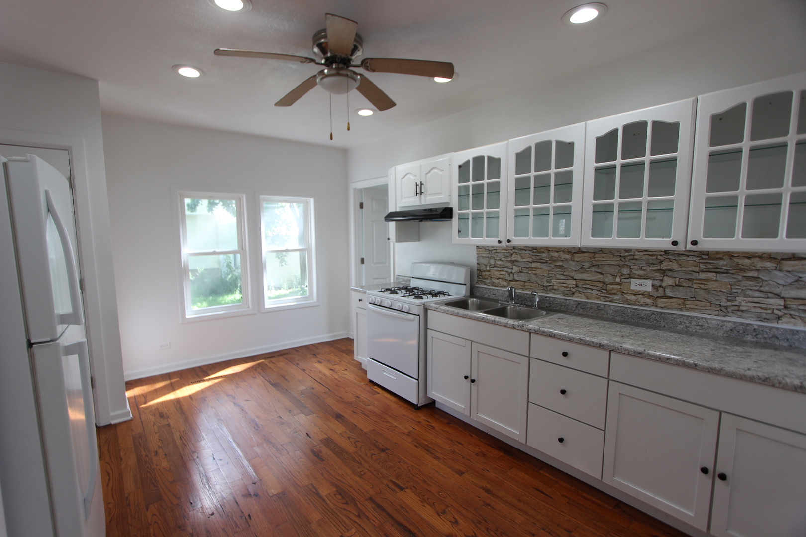 633 Whitney Boulevard Unit: 633