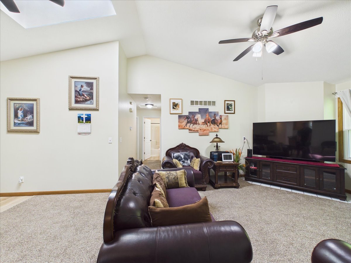 122 Drew Court