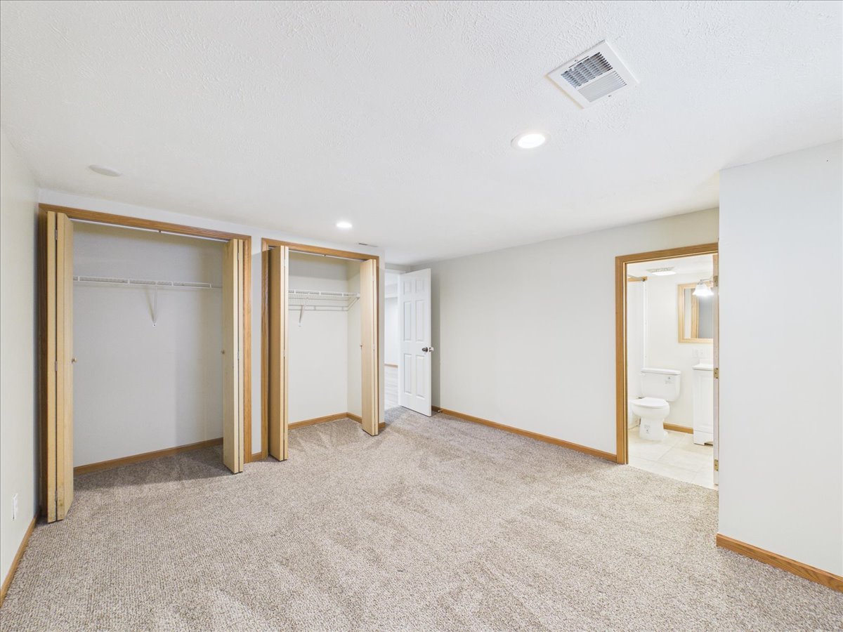 122 Drew Court