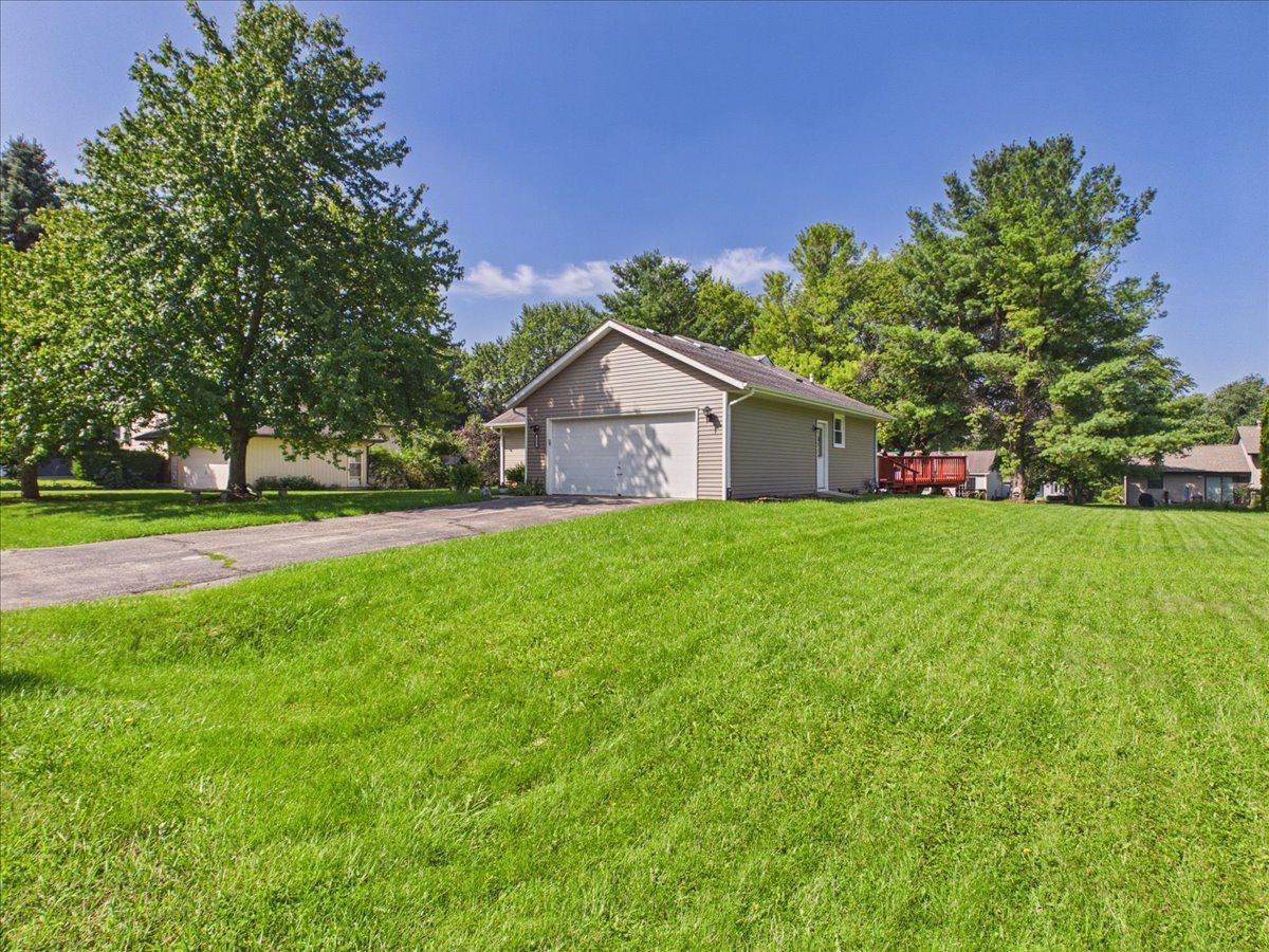 122 Drew Court