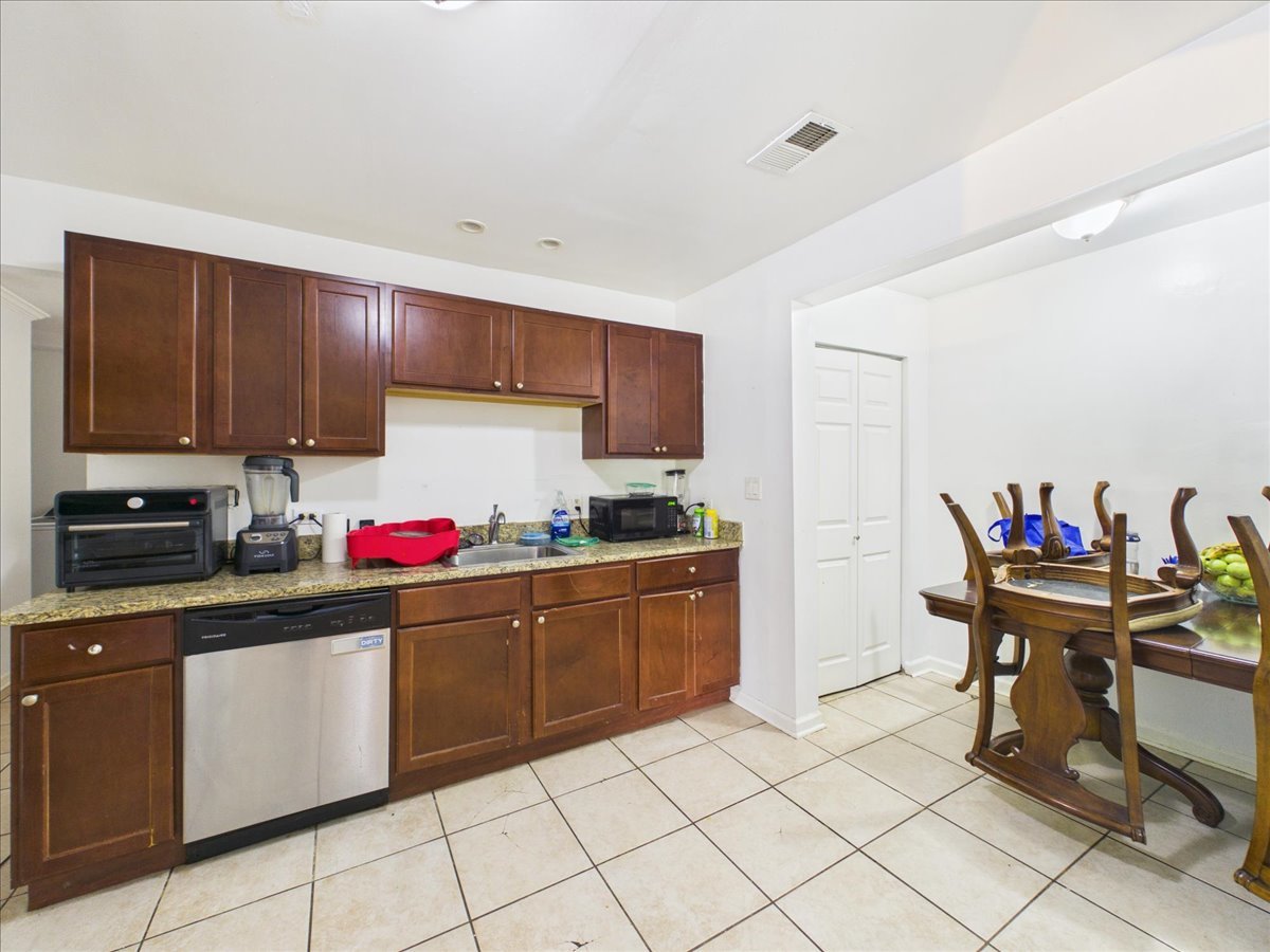 121 Fairway Road