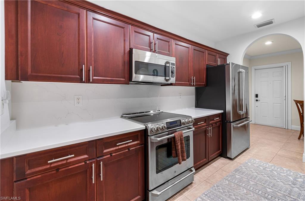 27011 Serrano WAY 102