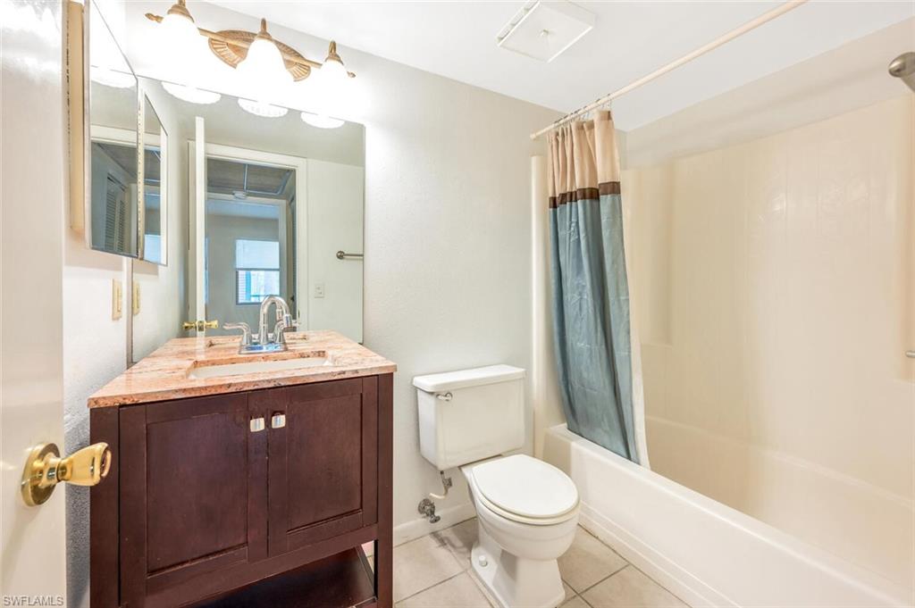 4345 27th CT SW 6-201