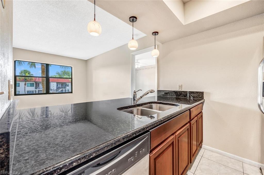 4345 27th CT SW 6-201