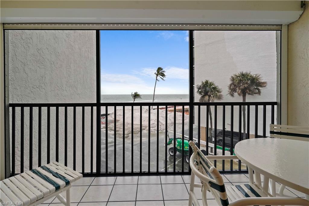 25820 Hickory BLVD # 202