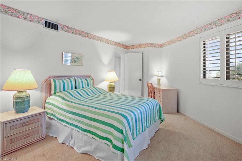 25820 Hickory BLVD # 202