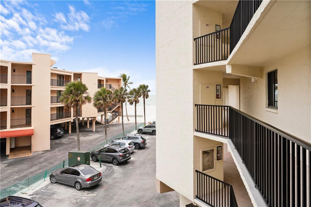 25820 Hickory BLVD # 202