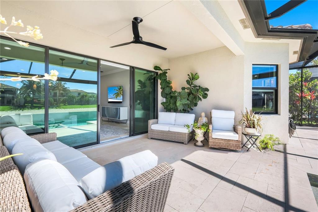 4318 Aurora ST