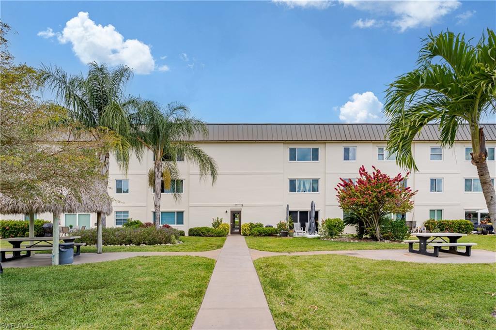 1010 Manatee RD # B304