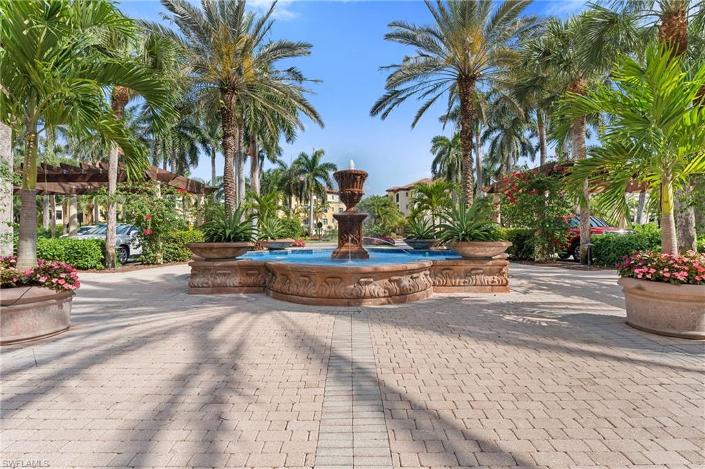 2738 Tiburon BLVD E # 305 Unit: B-305