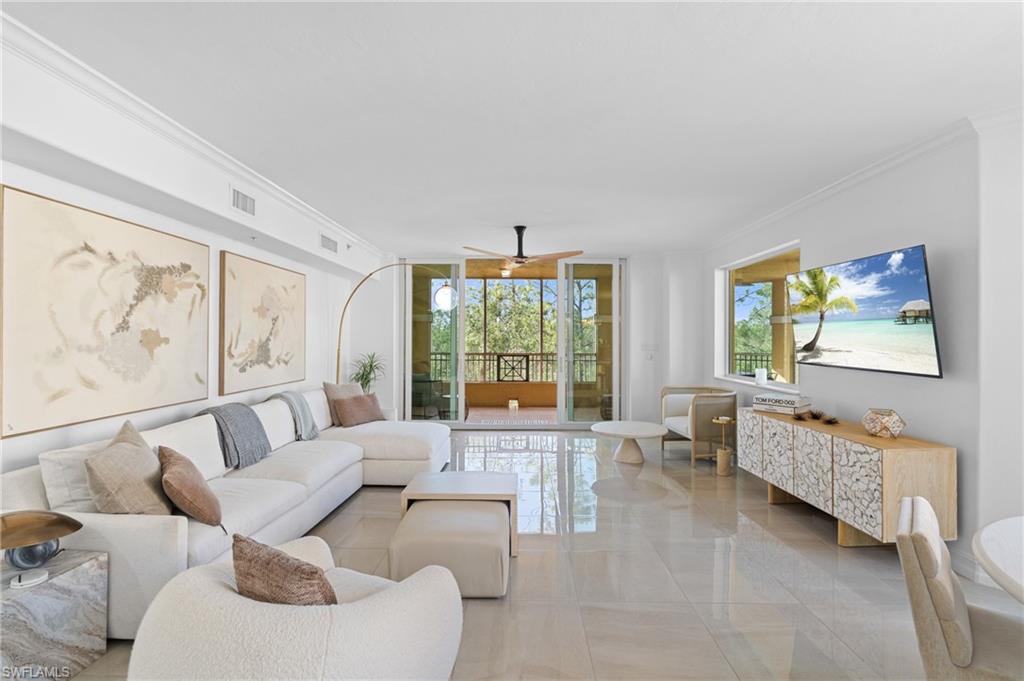 2738 Tiburon BLVD E # 305 Unit: B-305