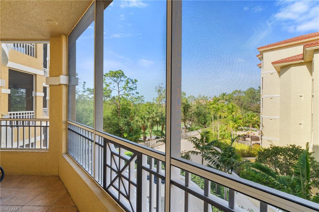2738 Tiburon BLVD E # 305 Unit: B-305