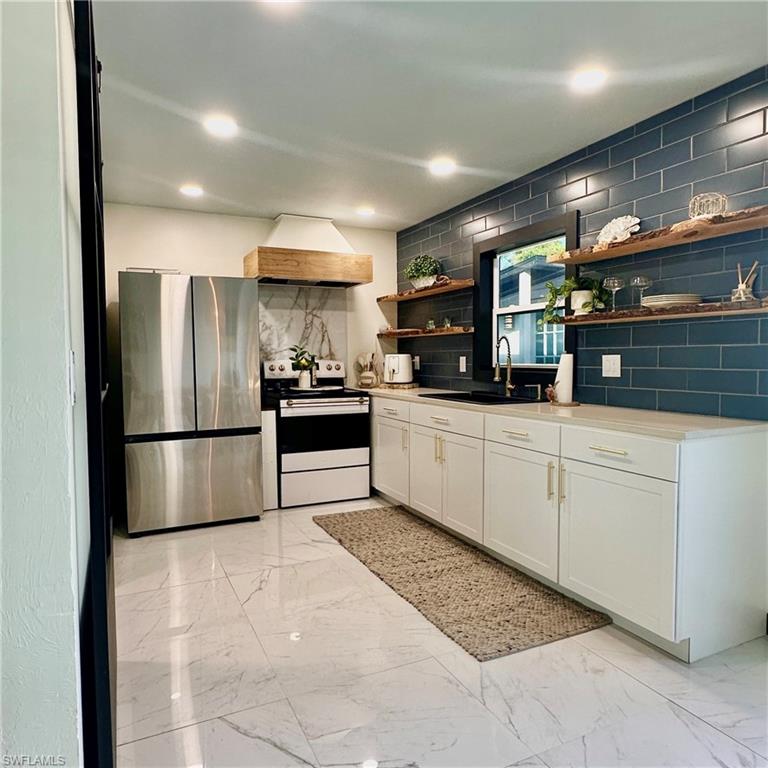 5426 26th PL SW, NAPLES