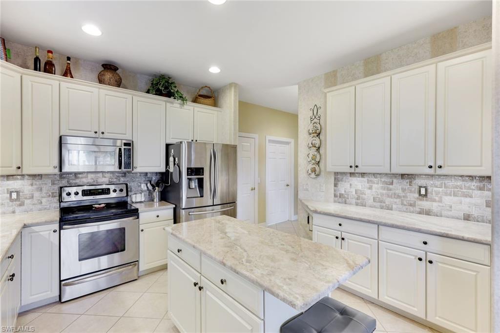 4805 Shinnecock Hills CT # 102