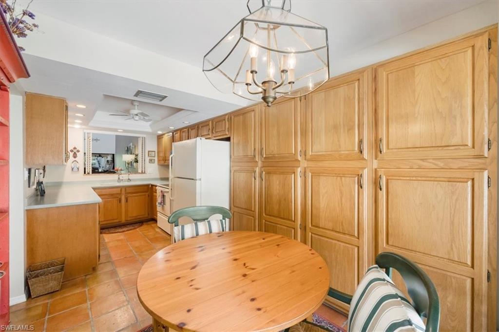 2102 Buckingham LN # U4