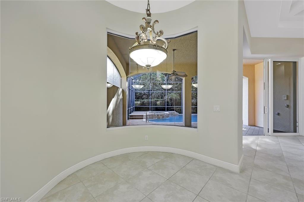 5616 Hammock Isles DR