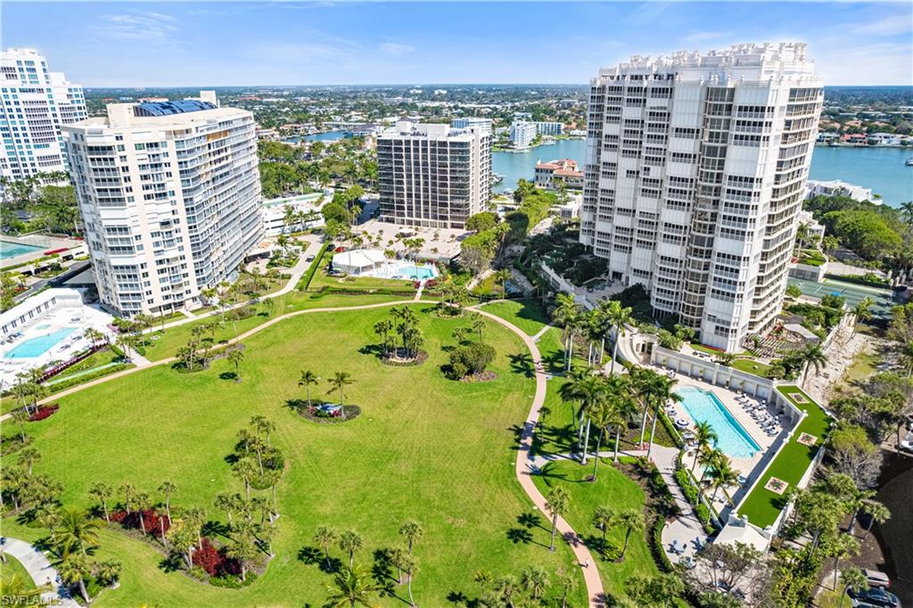 4031 Gulf Shore BLVD N 22