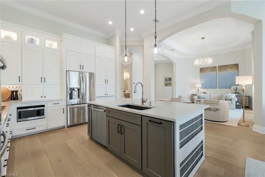 7395 Monteverde WAY, NAPLES