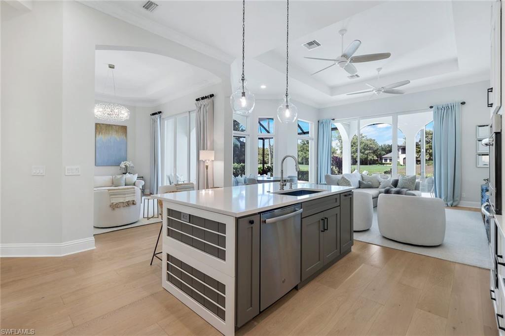 7395 Monteverde WAY, NAPLES