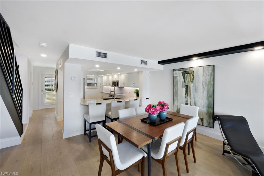 800 River Point DR # 212