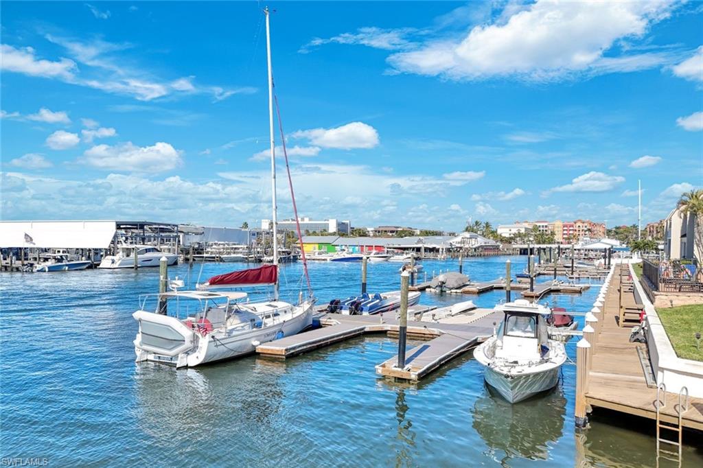 800 River Point DR # 212