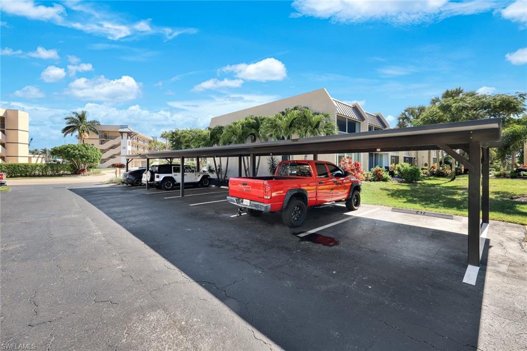 800 River Point DR # 212