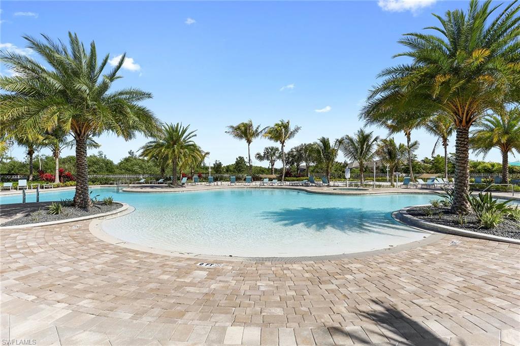 28000 Captiva Shell LOOP