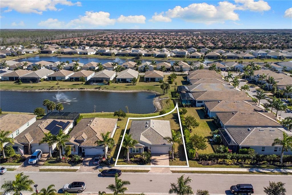 28000 Captiva Shell LOOP