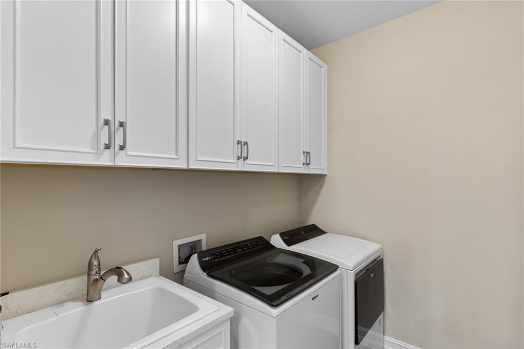 28000 Captiva Shell LOOP