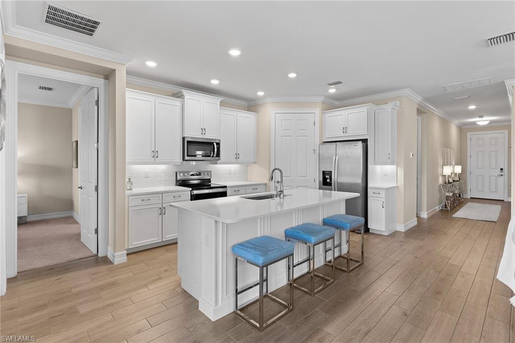 28000 Captiva Shell LOOP