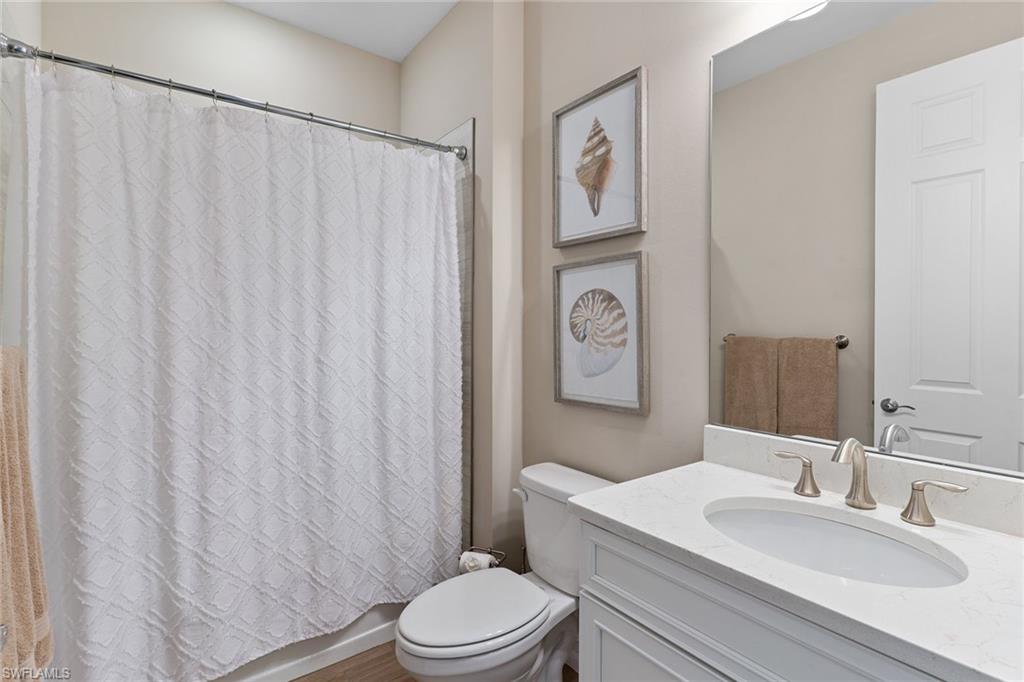 28000 Captiva Shell LOOP