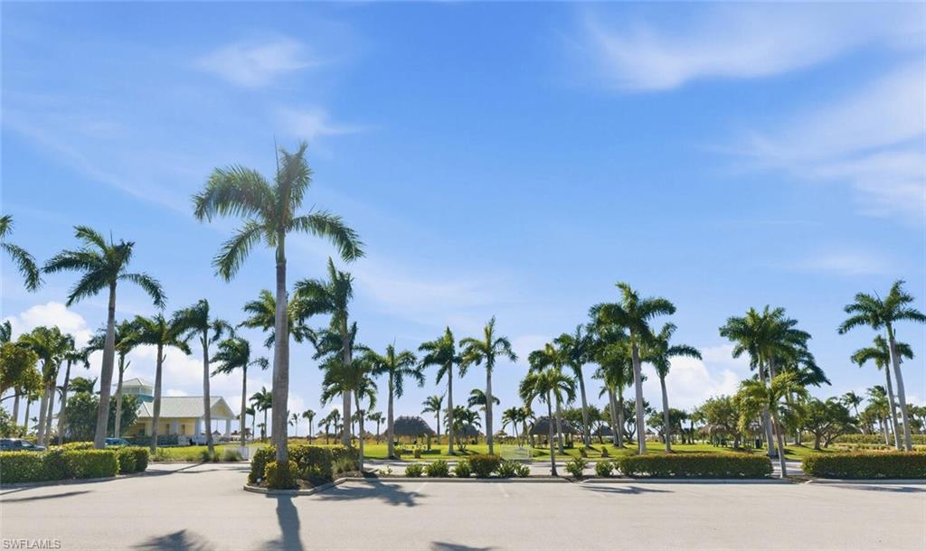 17 Collier BLVD 5-107