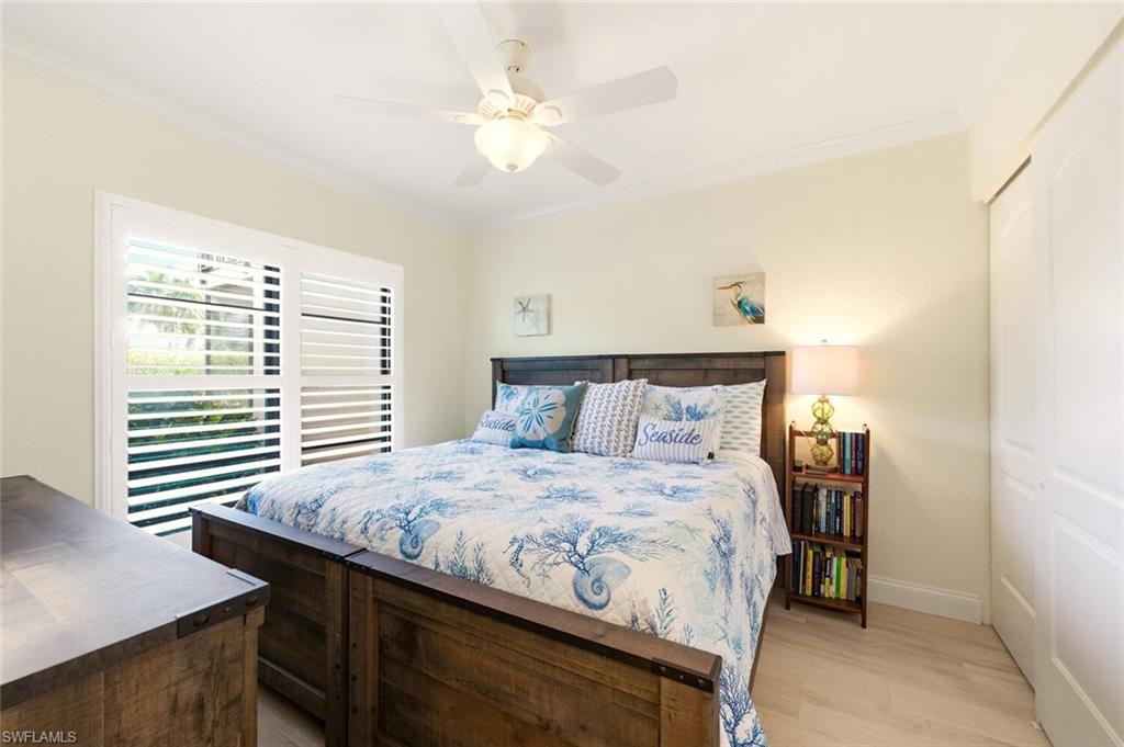 17 Collier BLVD 5-107