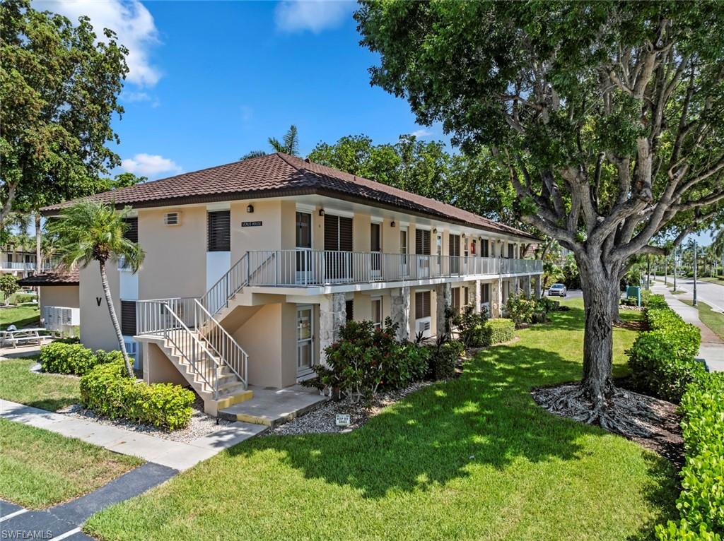 167 Collier BLVD V9
