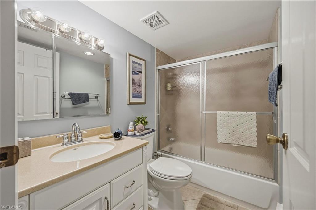 1010 Manatee RD B304