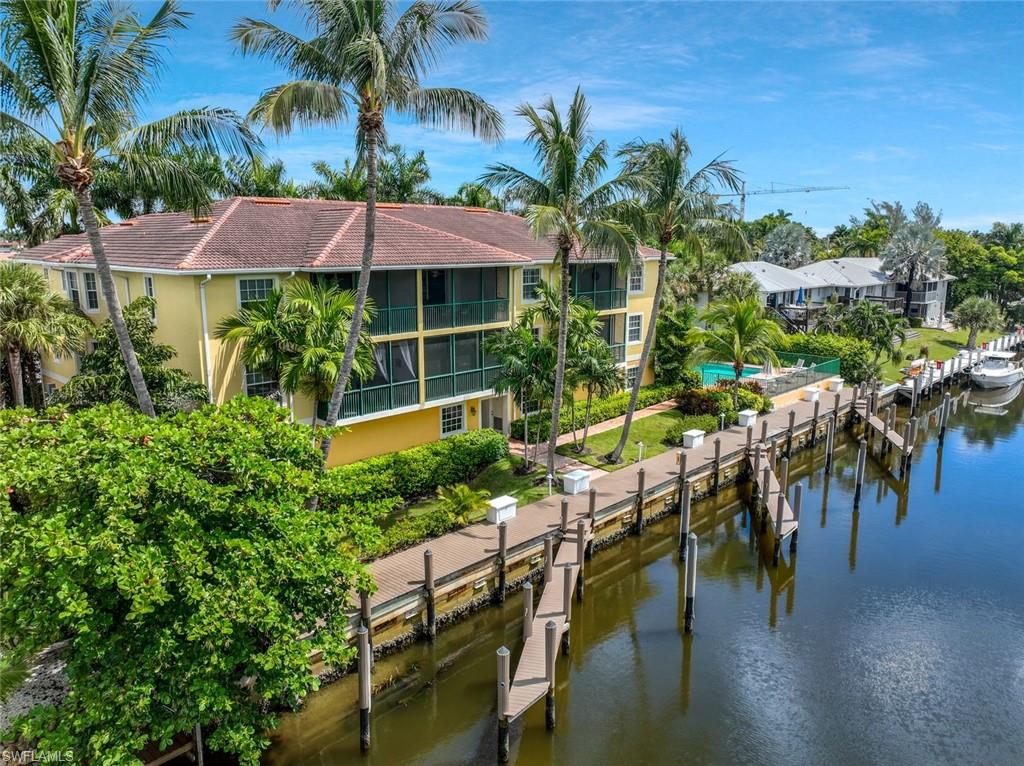 1540 Blue Point Ave #201