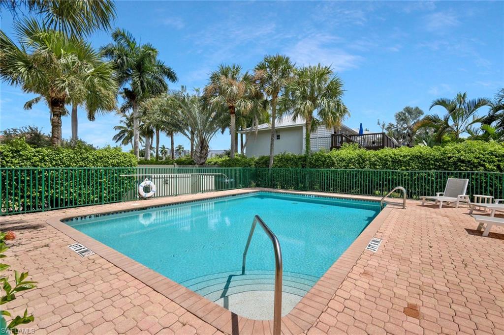 1540 Blue Point Ave #201