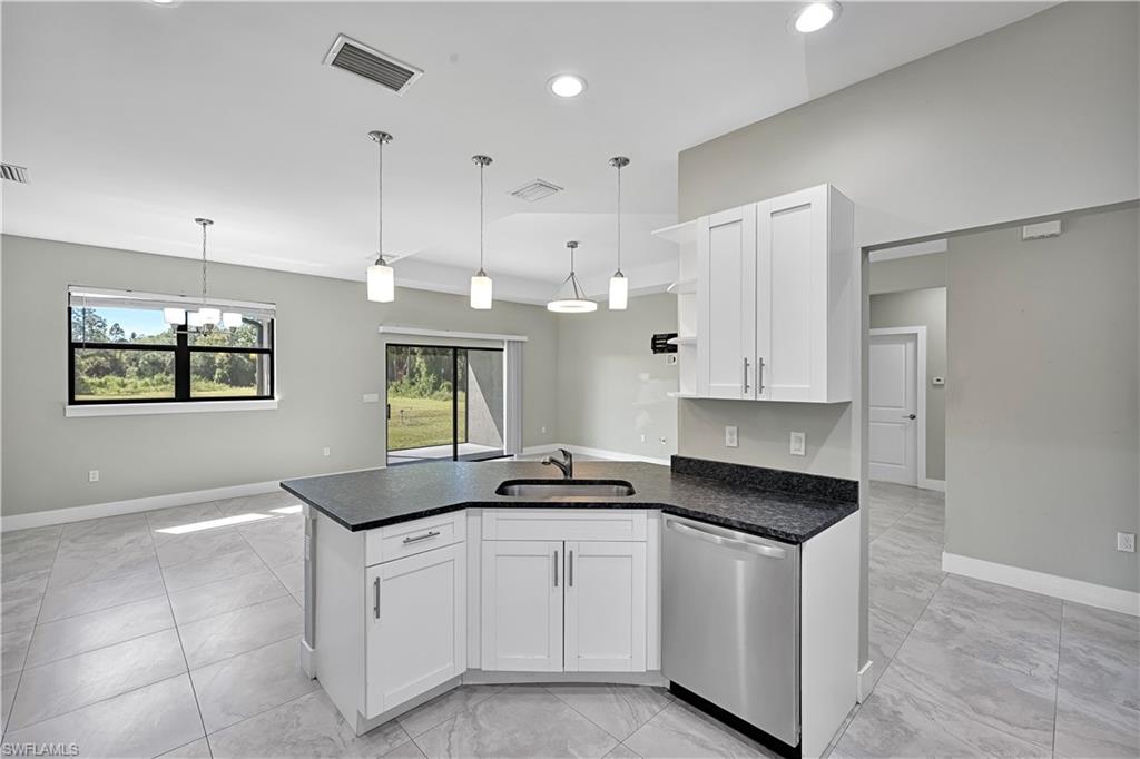 2830 12th AVE SE