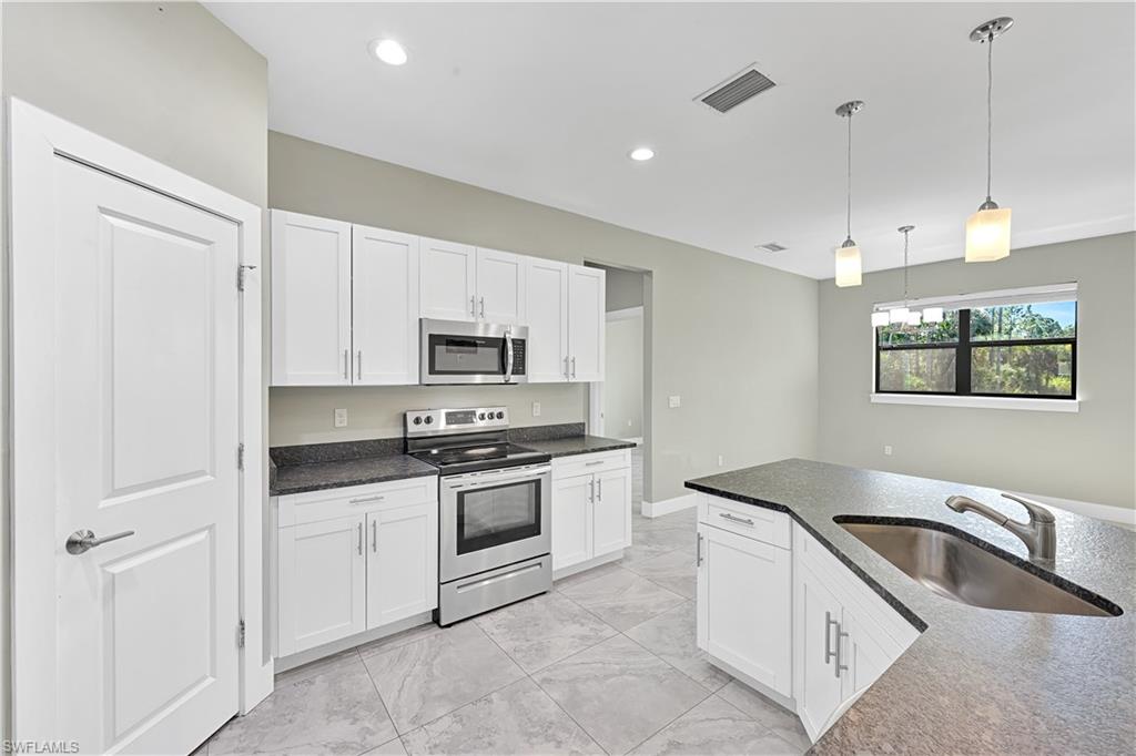 2830 12th AVE SE