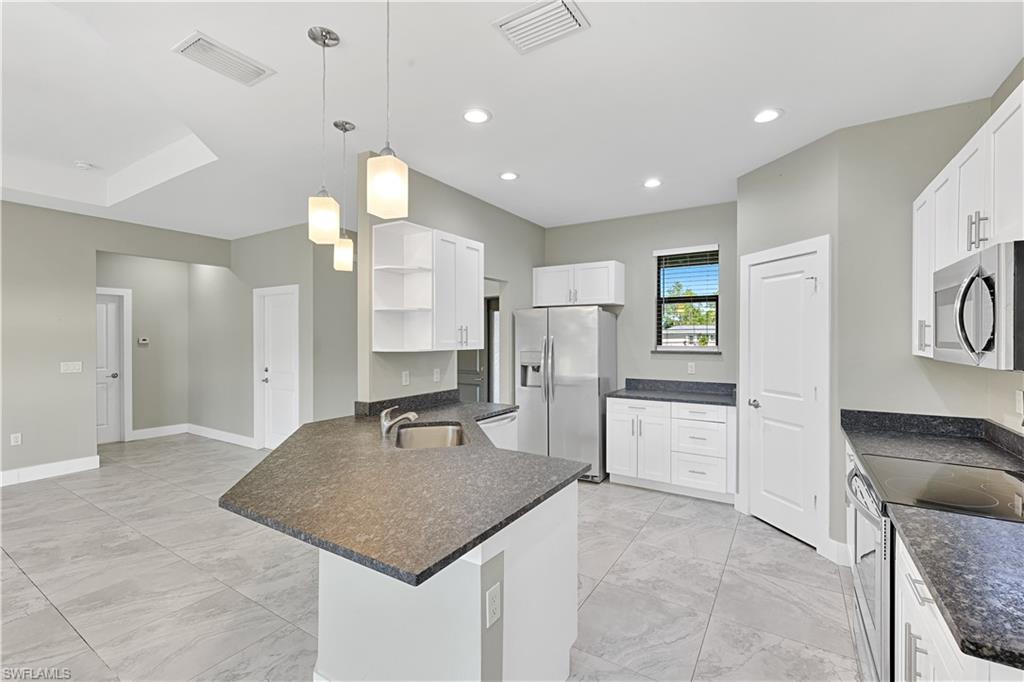 2830 12th AVE SE