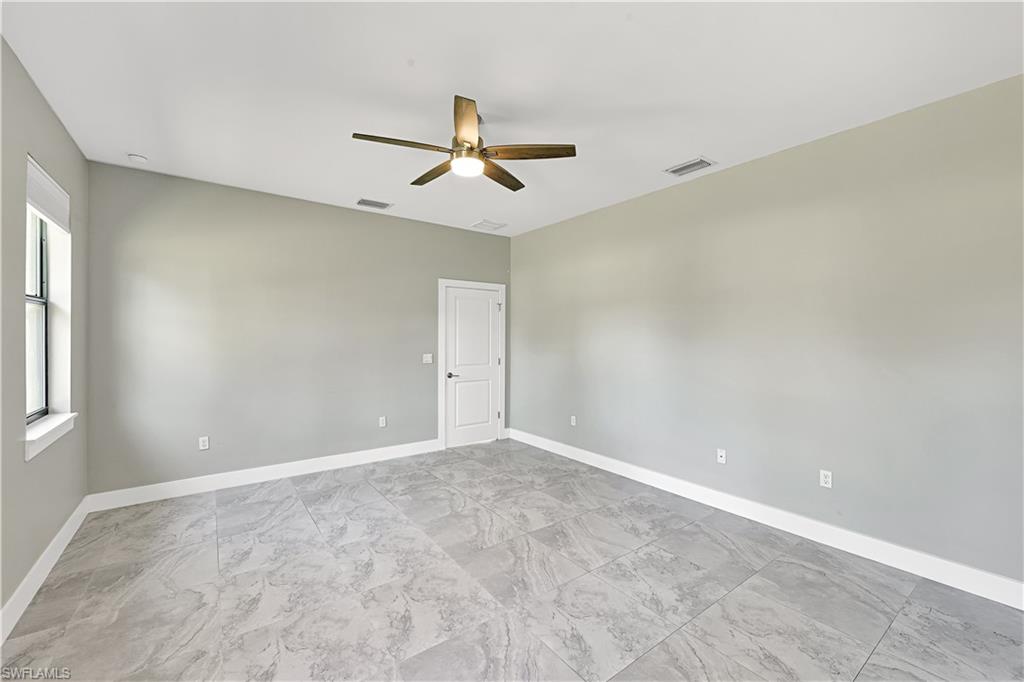 2830 12th AVE SE
