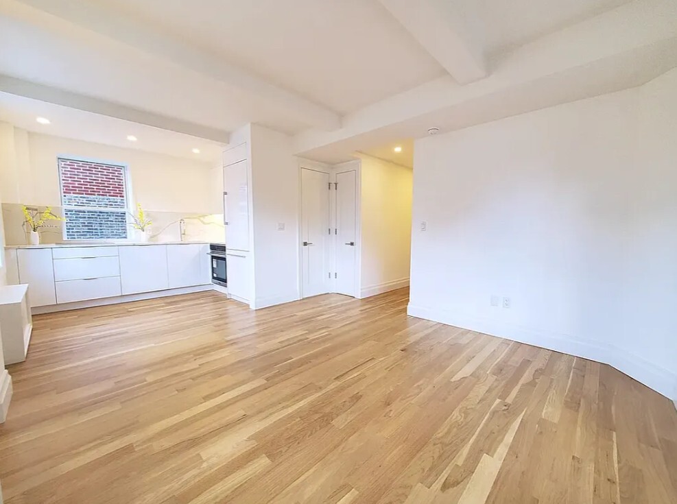 365 W 20TH Street 6C