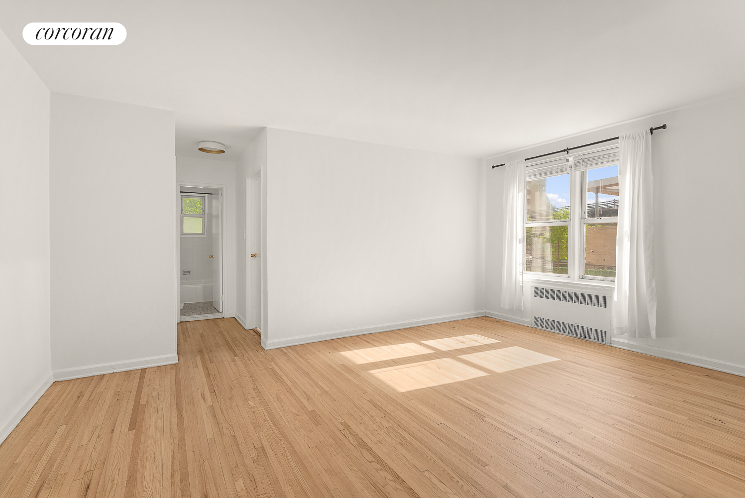 367 Ave S 1E
