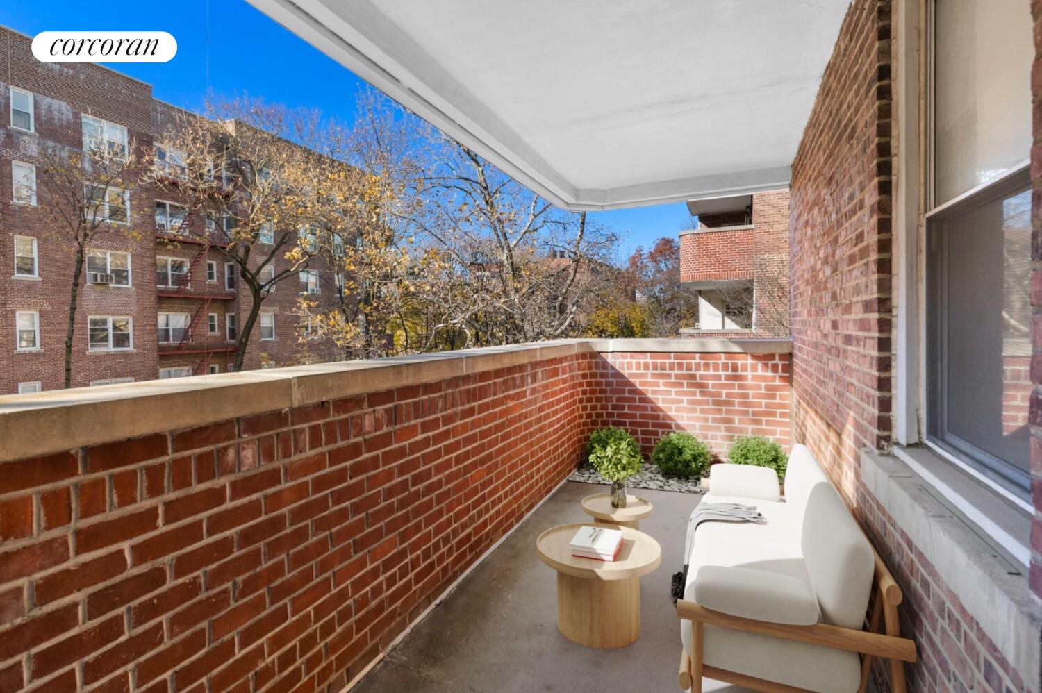 915 E 17TH Street 316