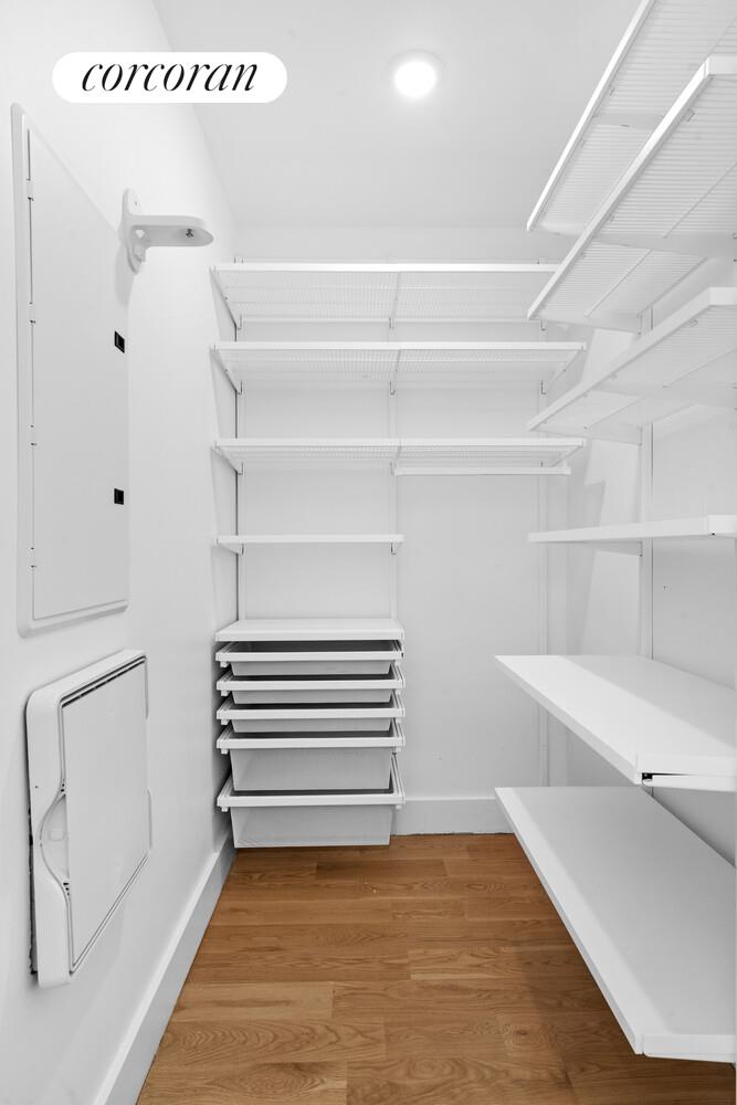 1105 CORTELYOU Road 301