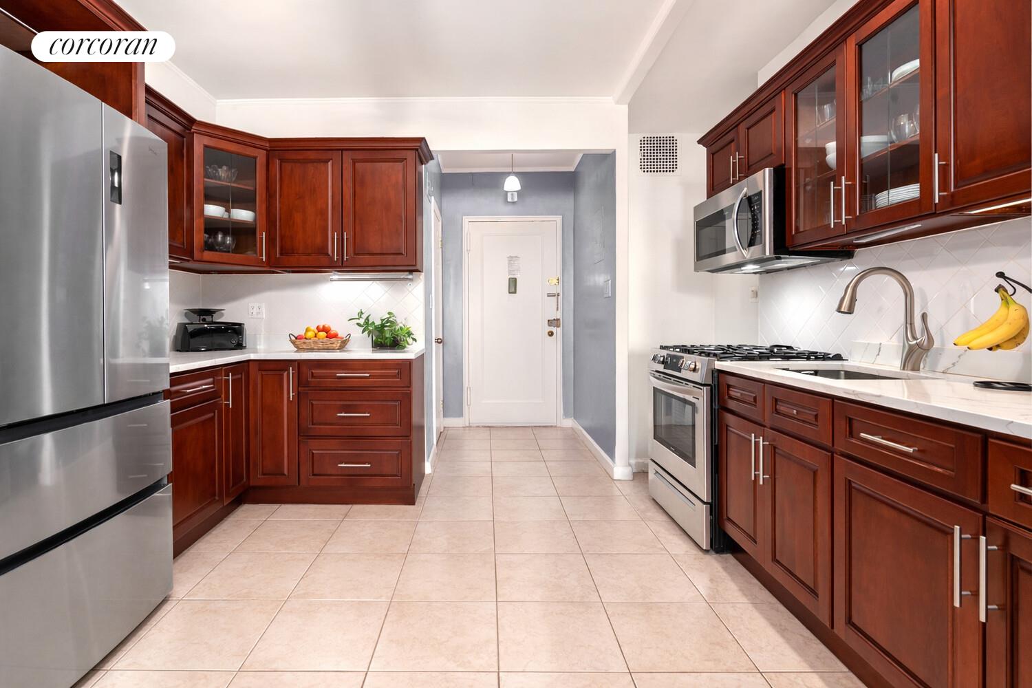 920 E 17TH Street 609