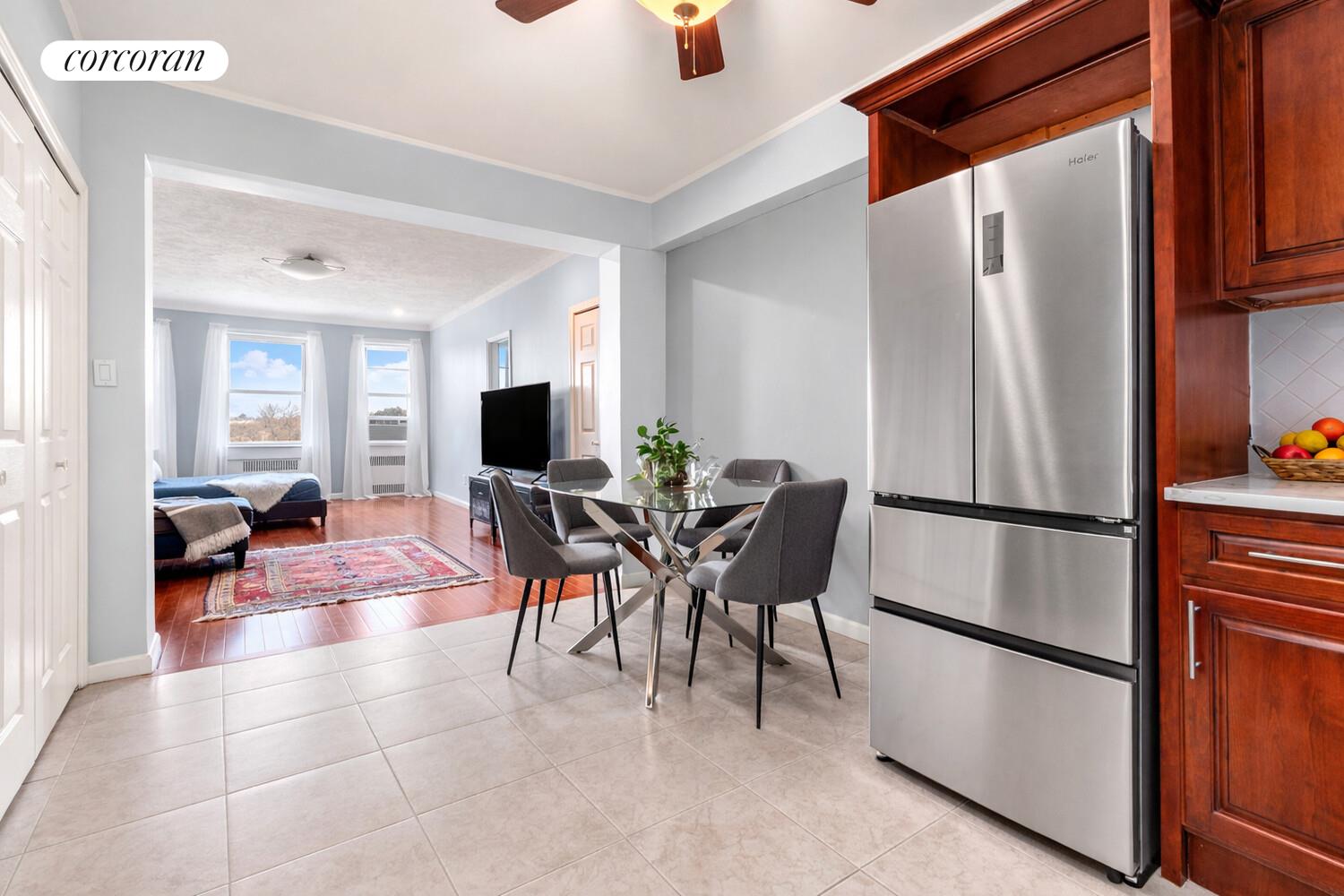 920 E 17TH Street 609