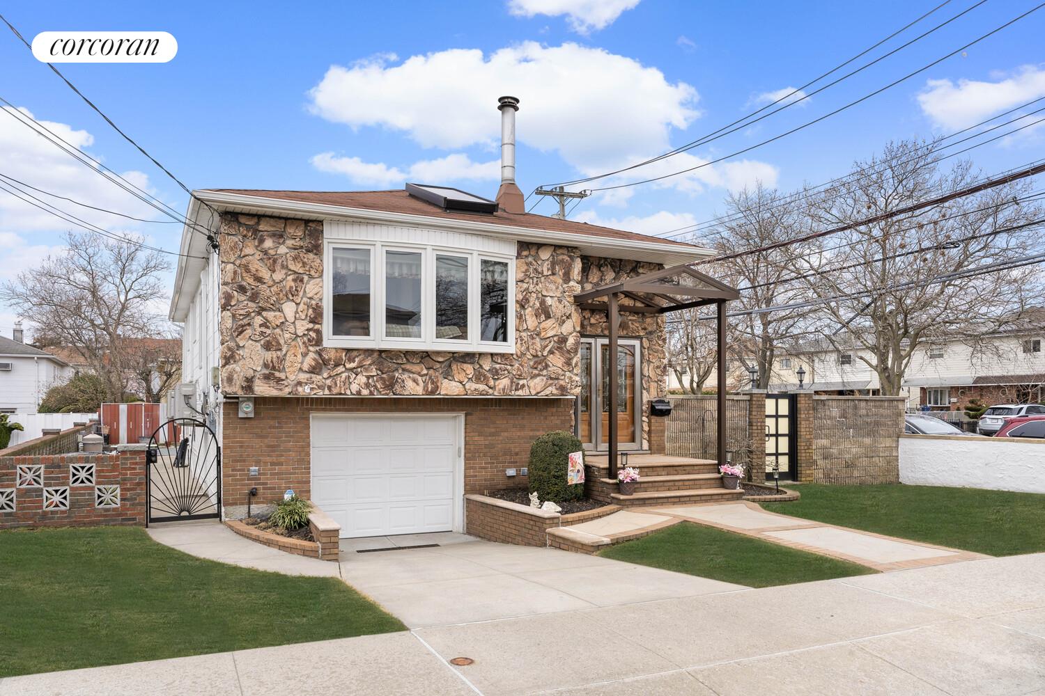 2102 E 73RD Street